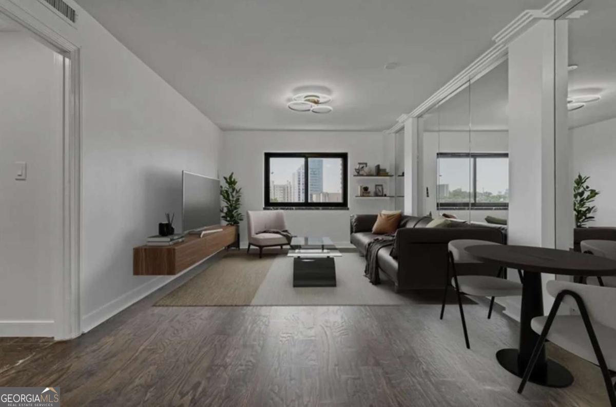 2285 Peachtree Road NE # 1004