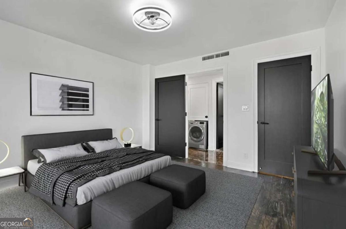 2285 Peachtree Road NE # 1004