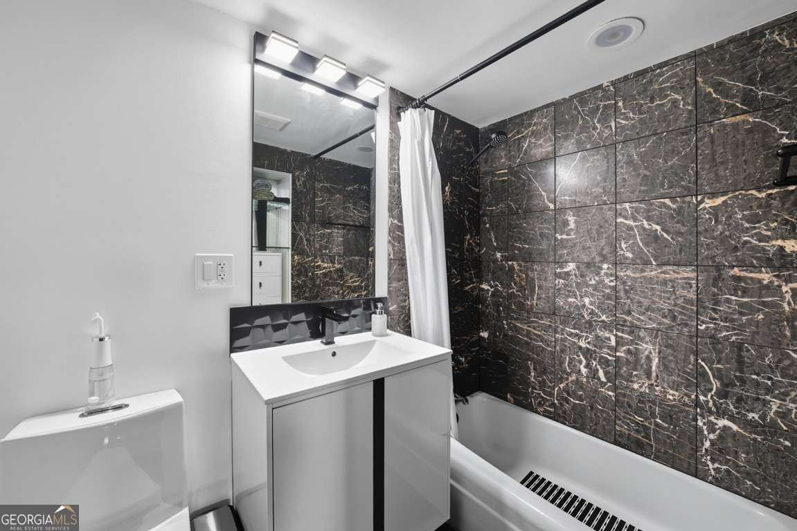 2285 Peachtree Road NE # 1004