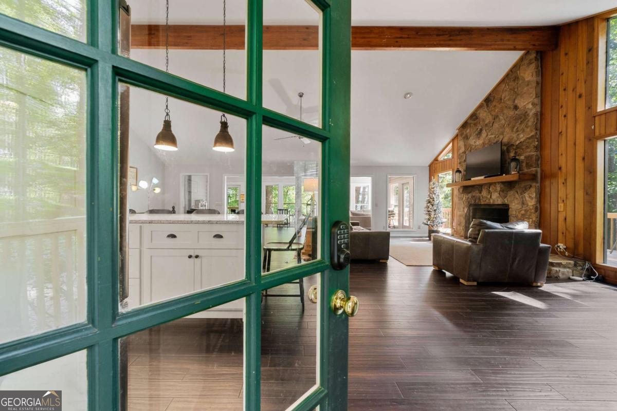 180 Waterfront Drive