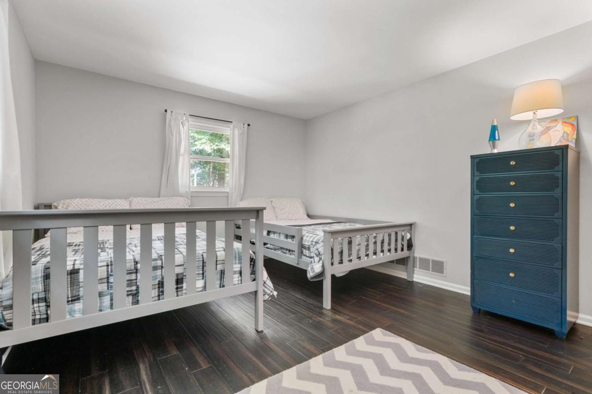 180 Waterfront Drive