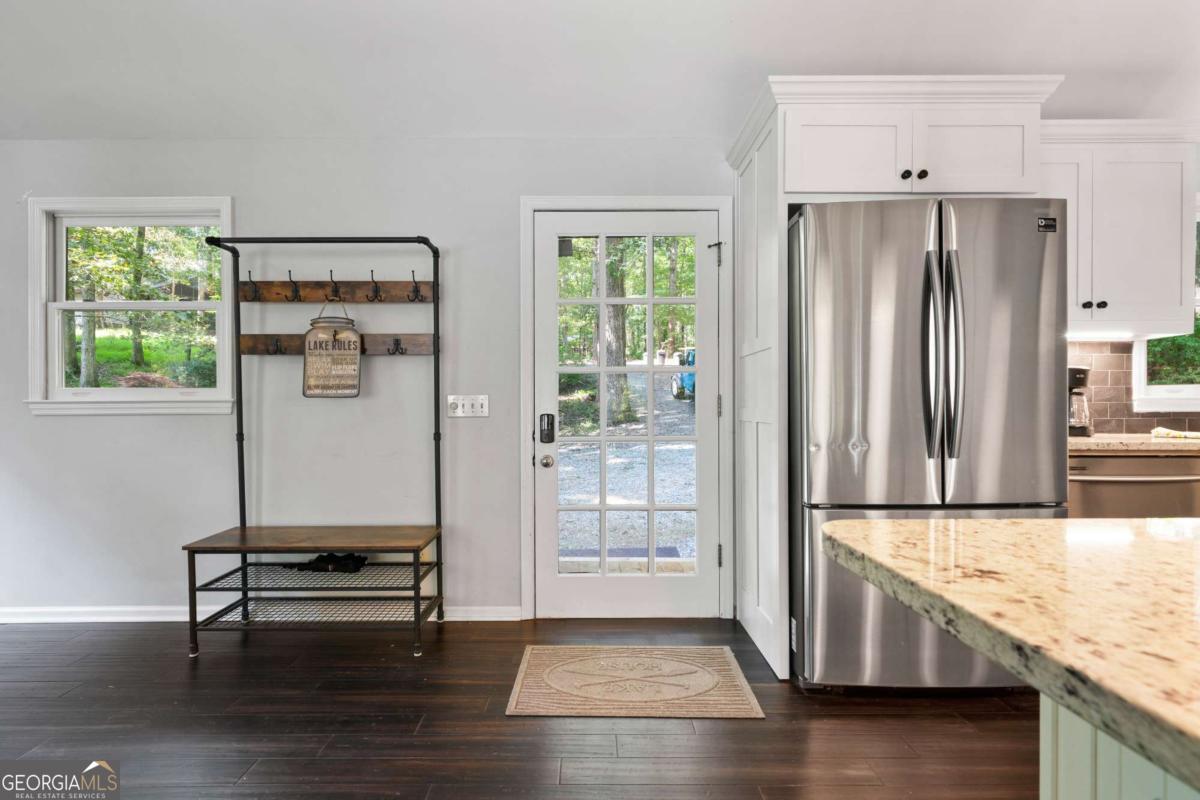 180 Waterfront Drive