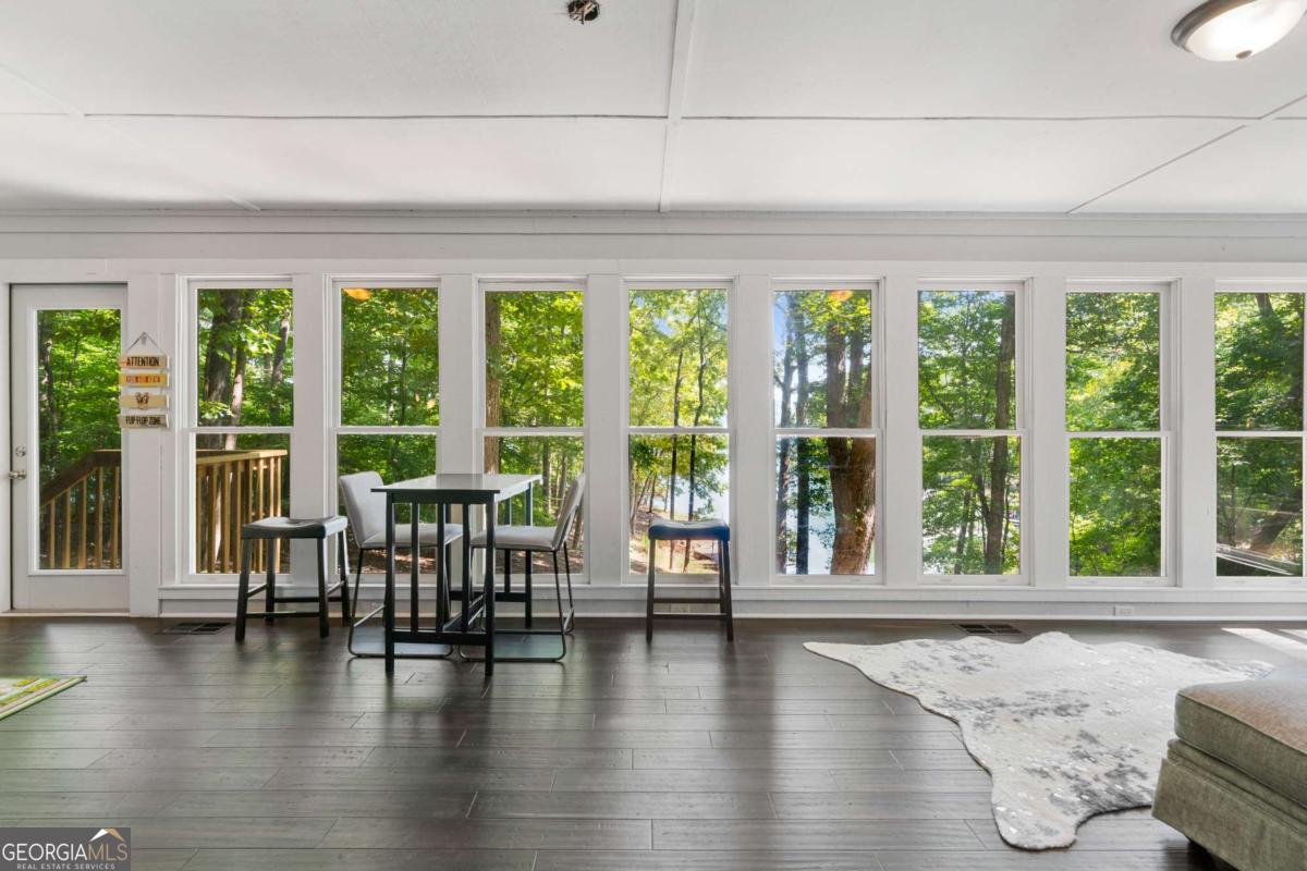 180 Waterfront Drive