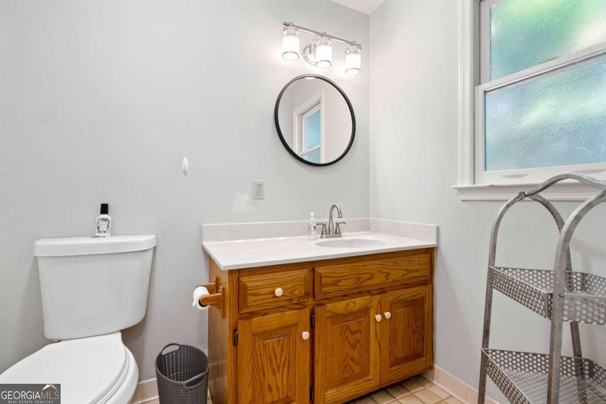 180 Waterfront Drive