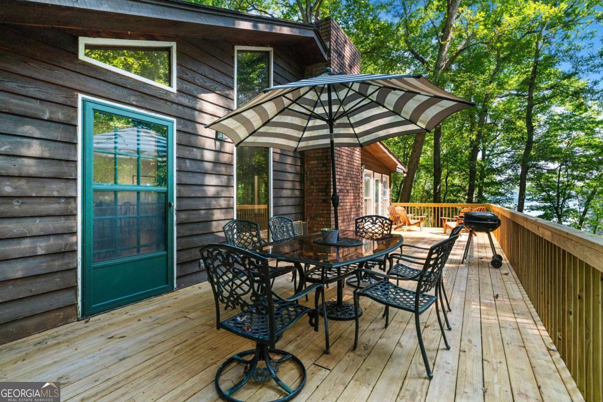 180 Waterfront Drive