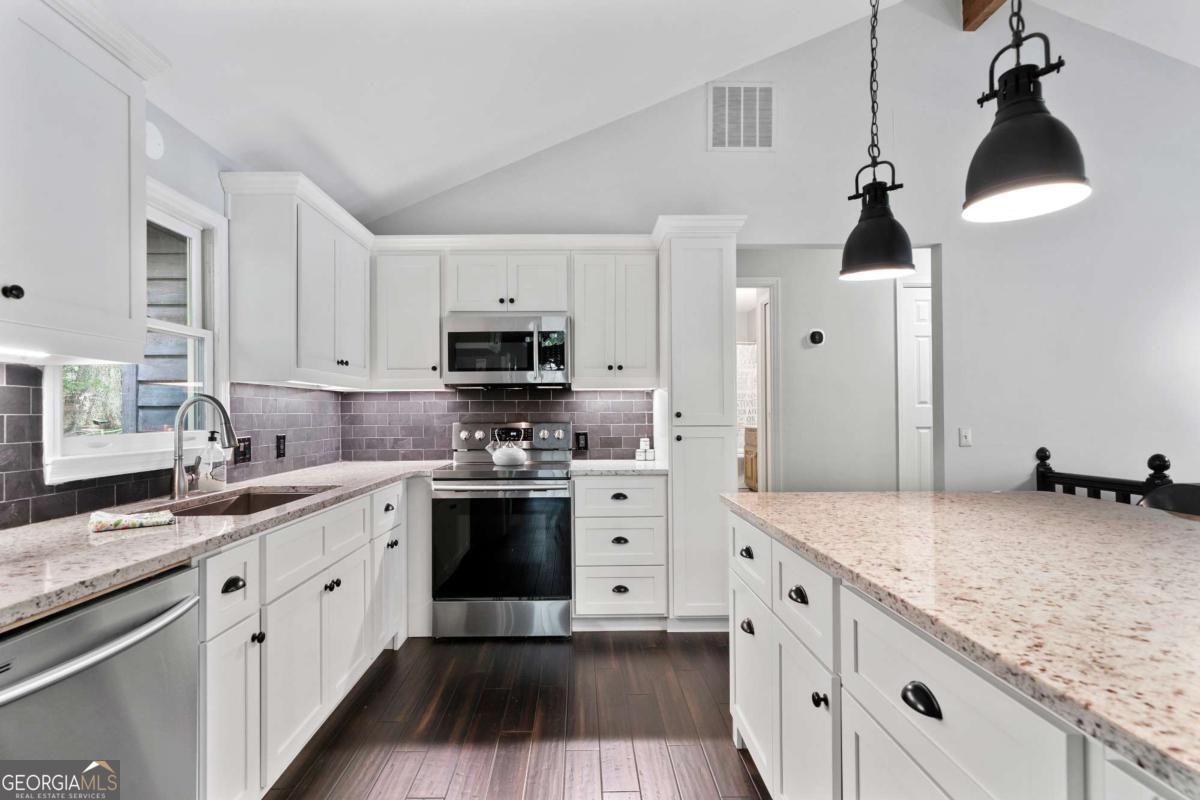 180 Waterfront Drive