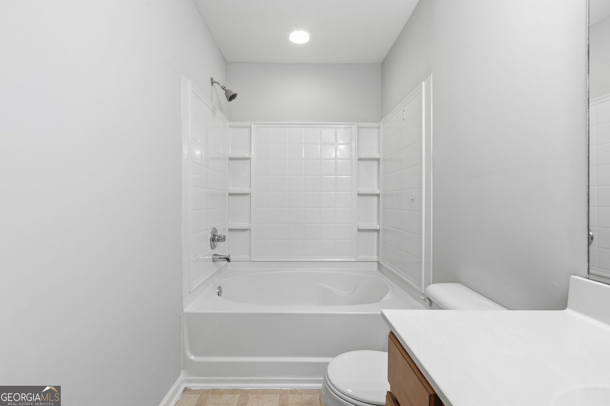 585 McWilliams Road SE # 2005