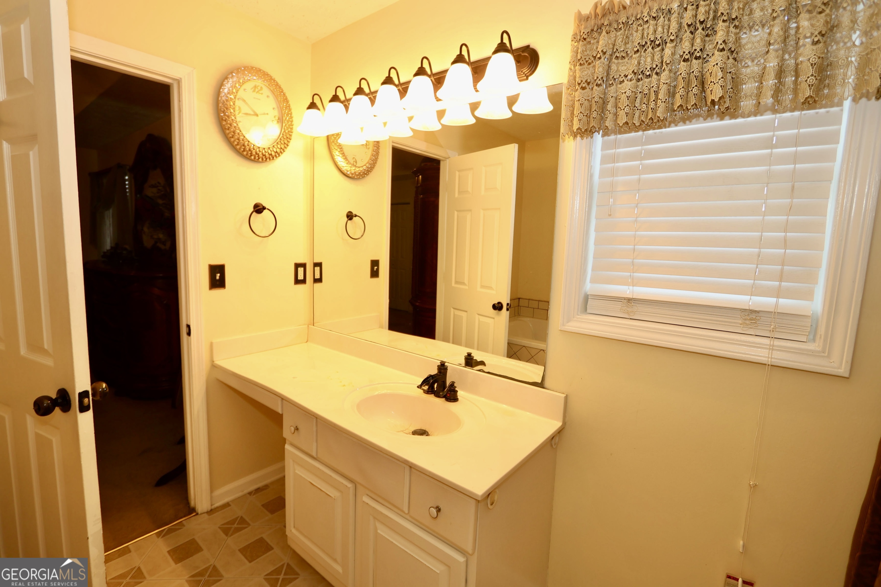 9502 Whaleys Lake Trace