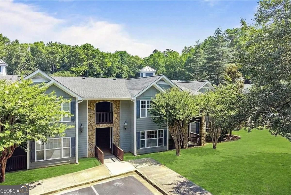 1002 Madison Lane SE