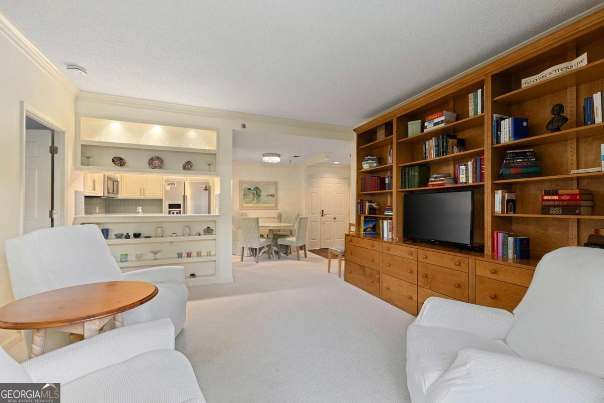 1800 Clairmont Lake # A209