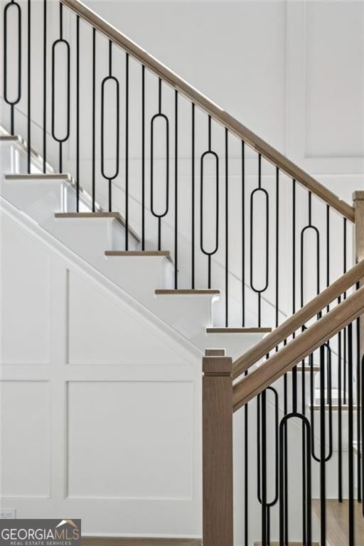 2854 N Thompson Road NE