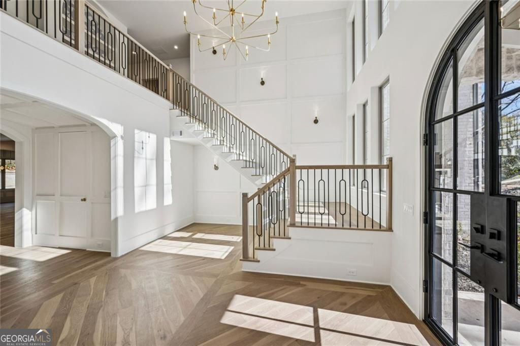 2854 N Thompson Road NE