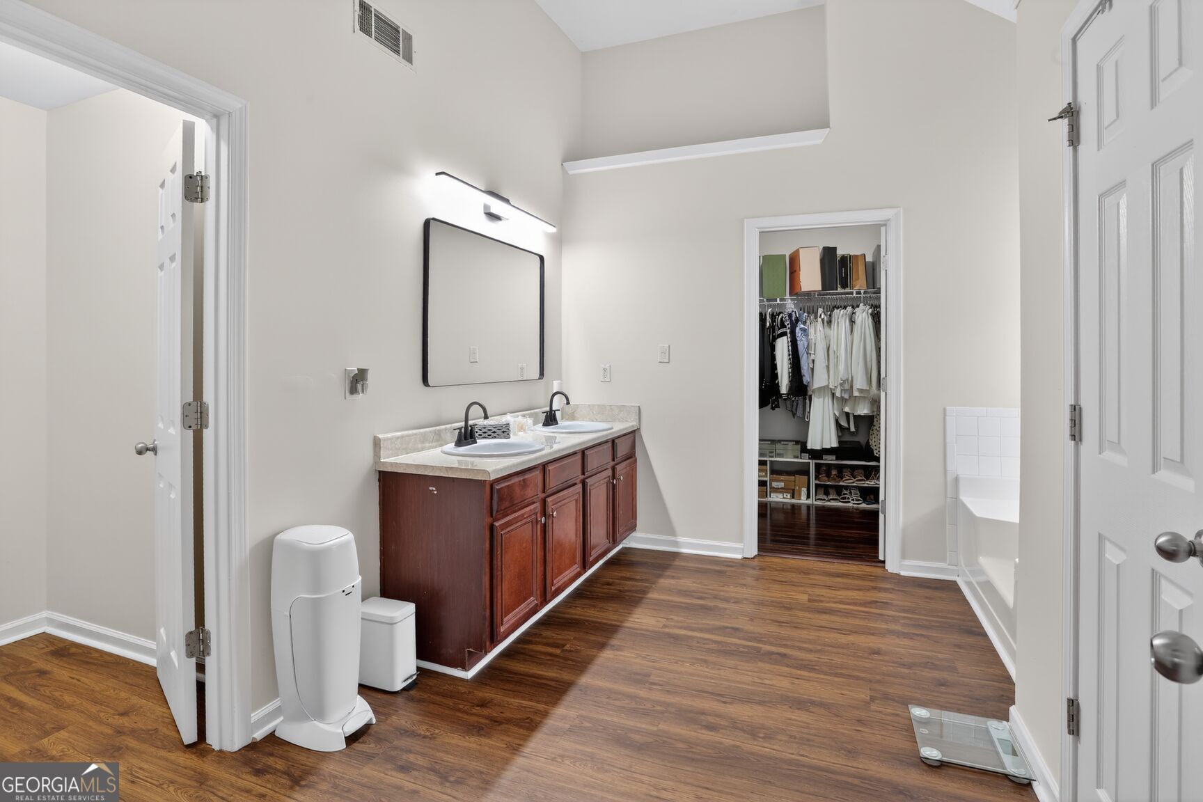 510 Platoro Court SW