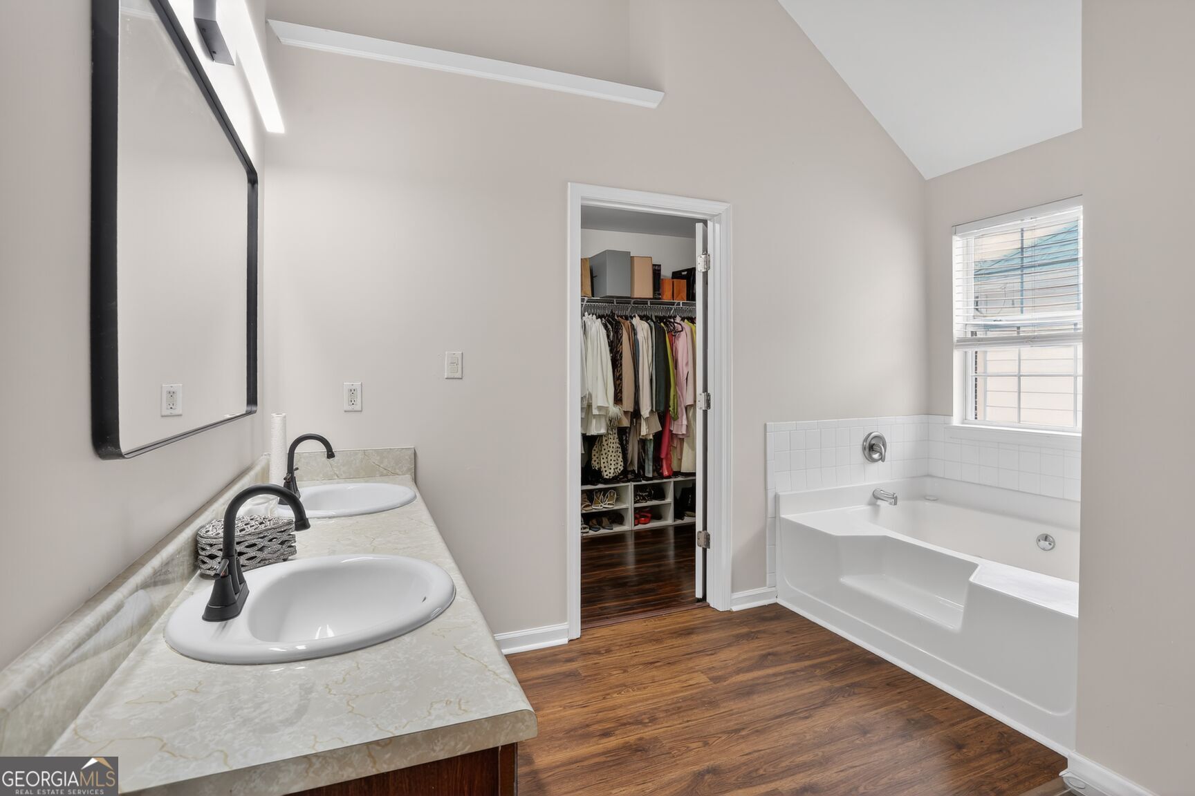 510 Platoro Court SW