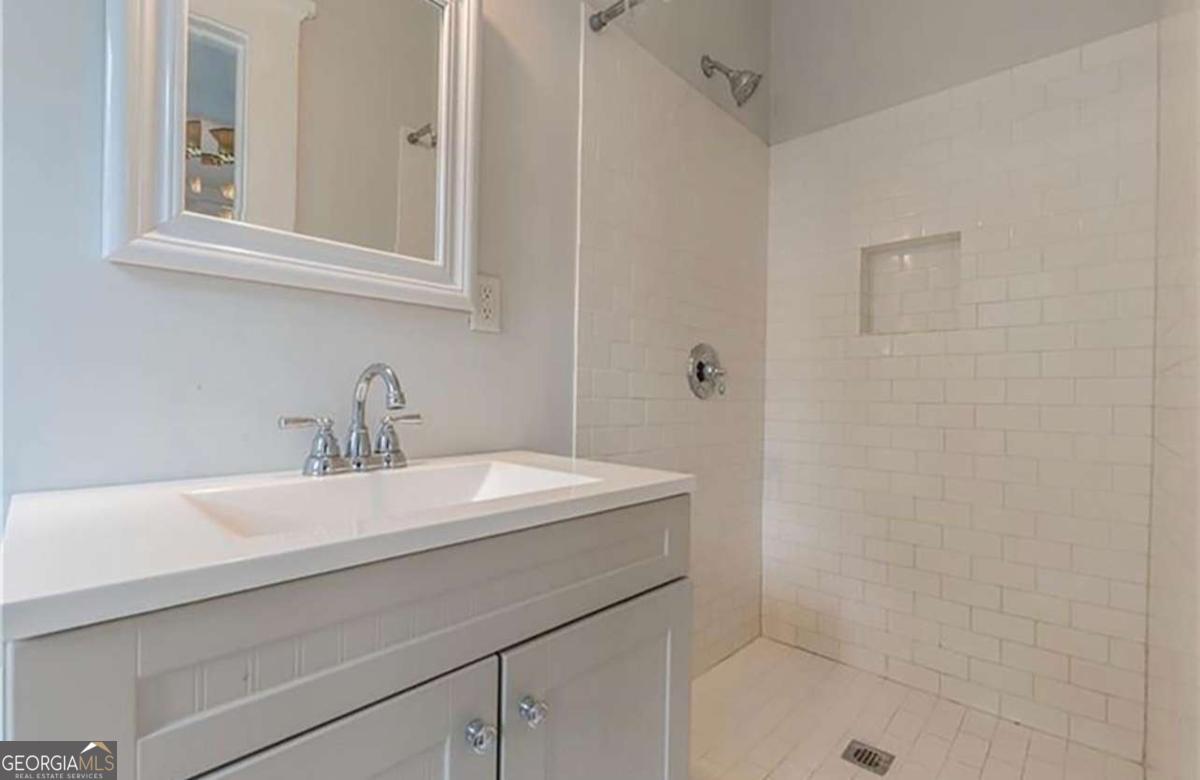 1191 Mansfield Avenue NE