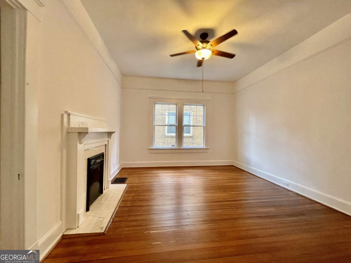 1193 Mansfield Avenue