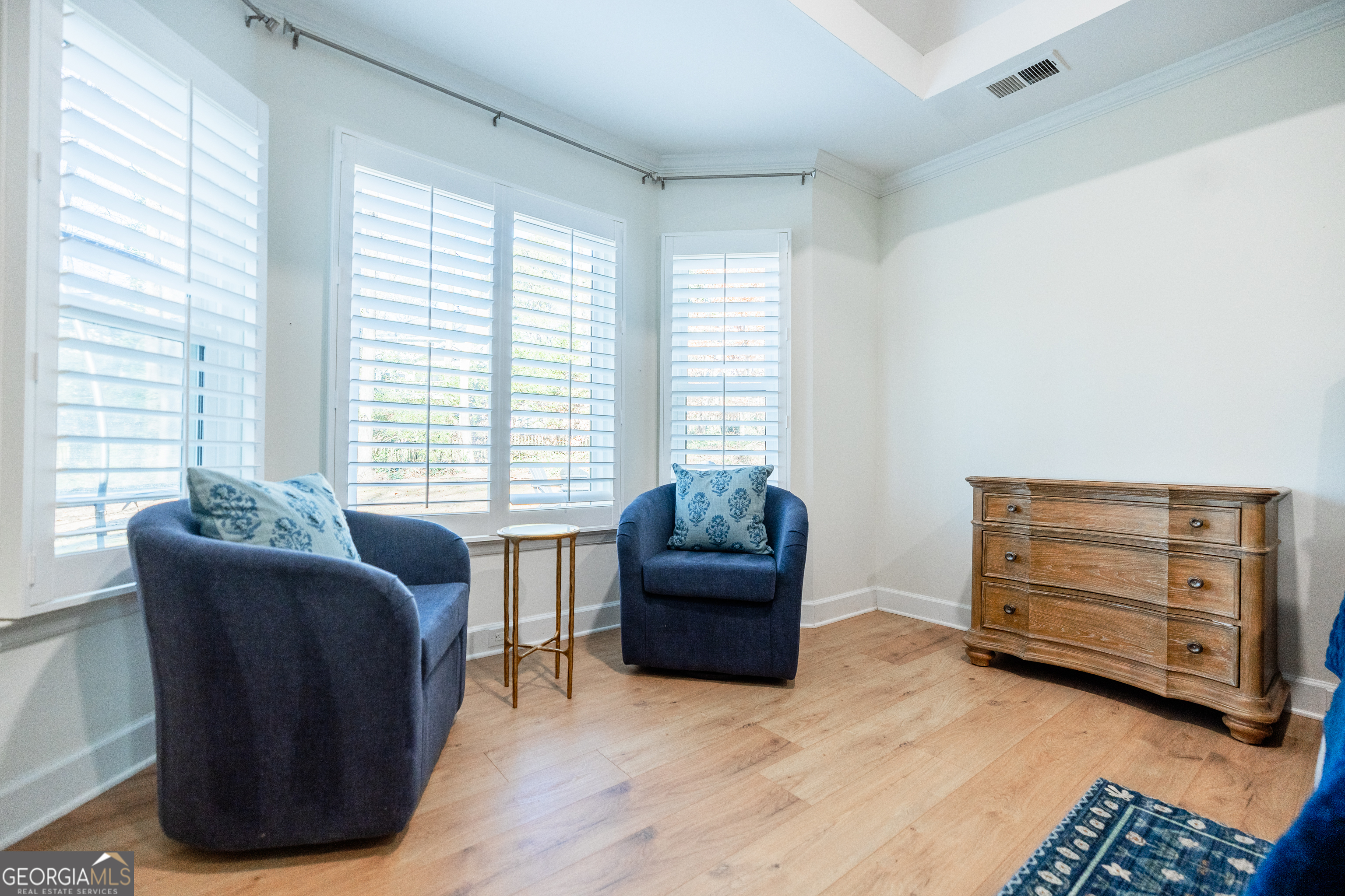 1055 Downing Court NE