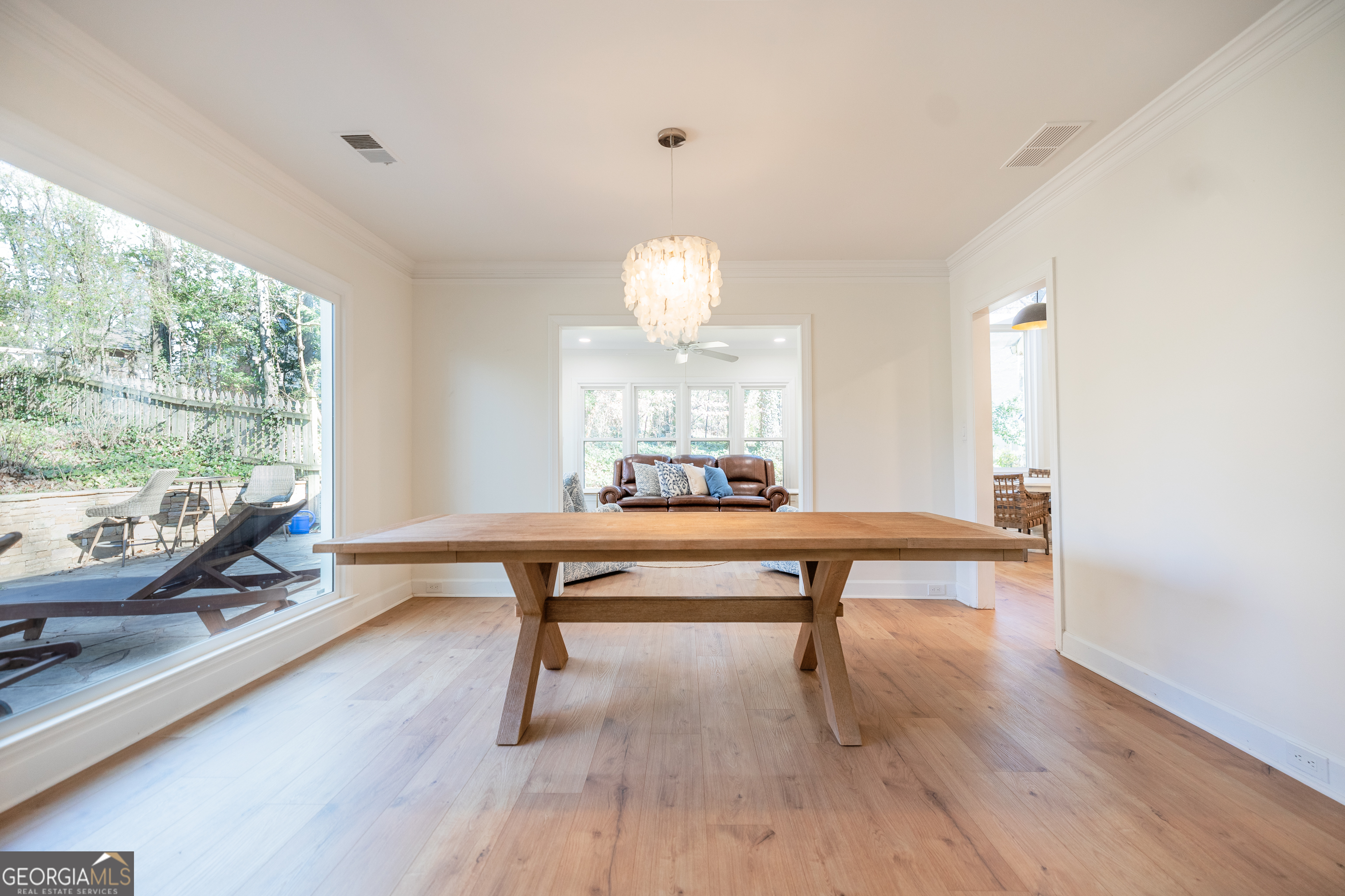 1055 Downing Court NE