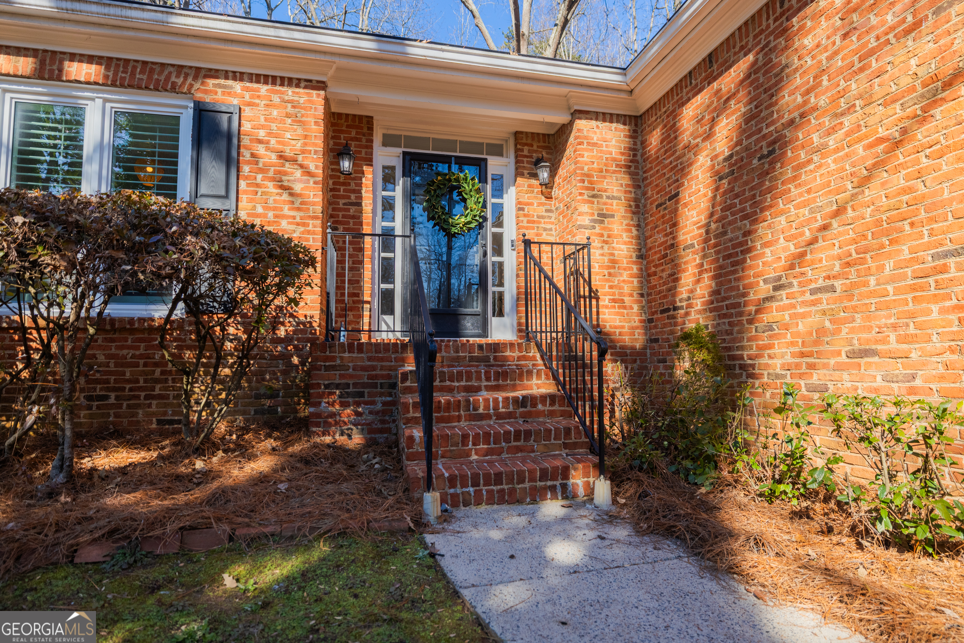 1055 Downing Court NE