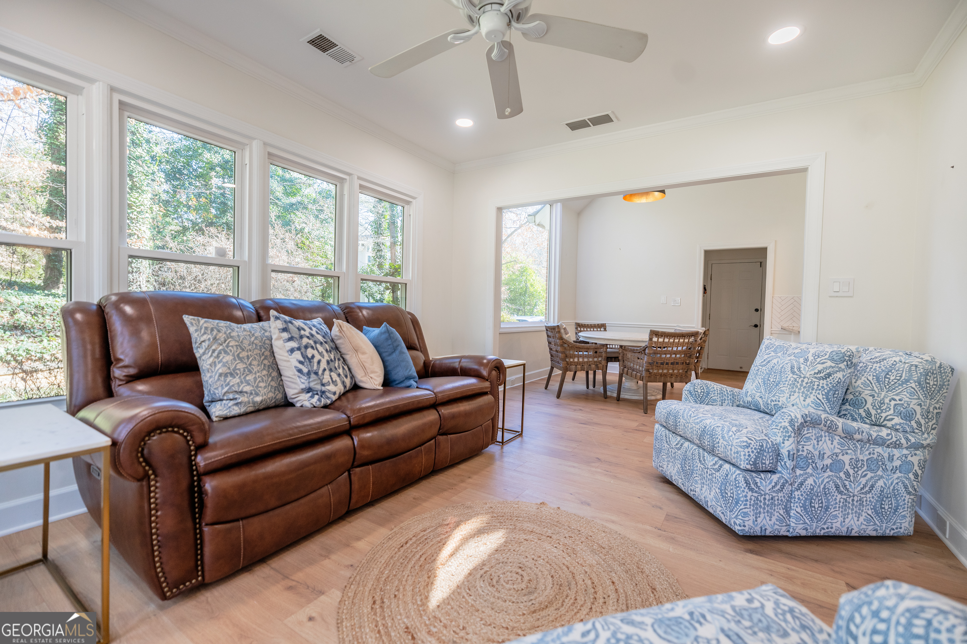 1055 Downing Court NE