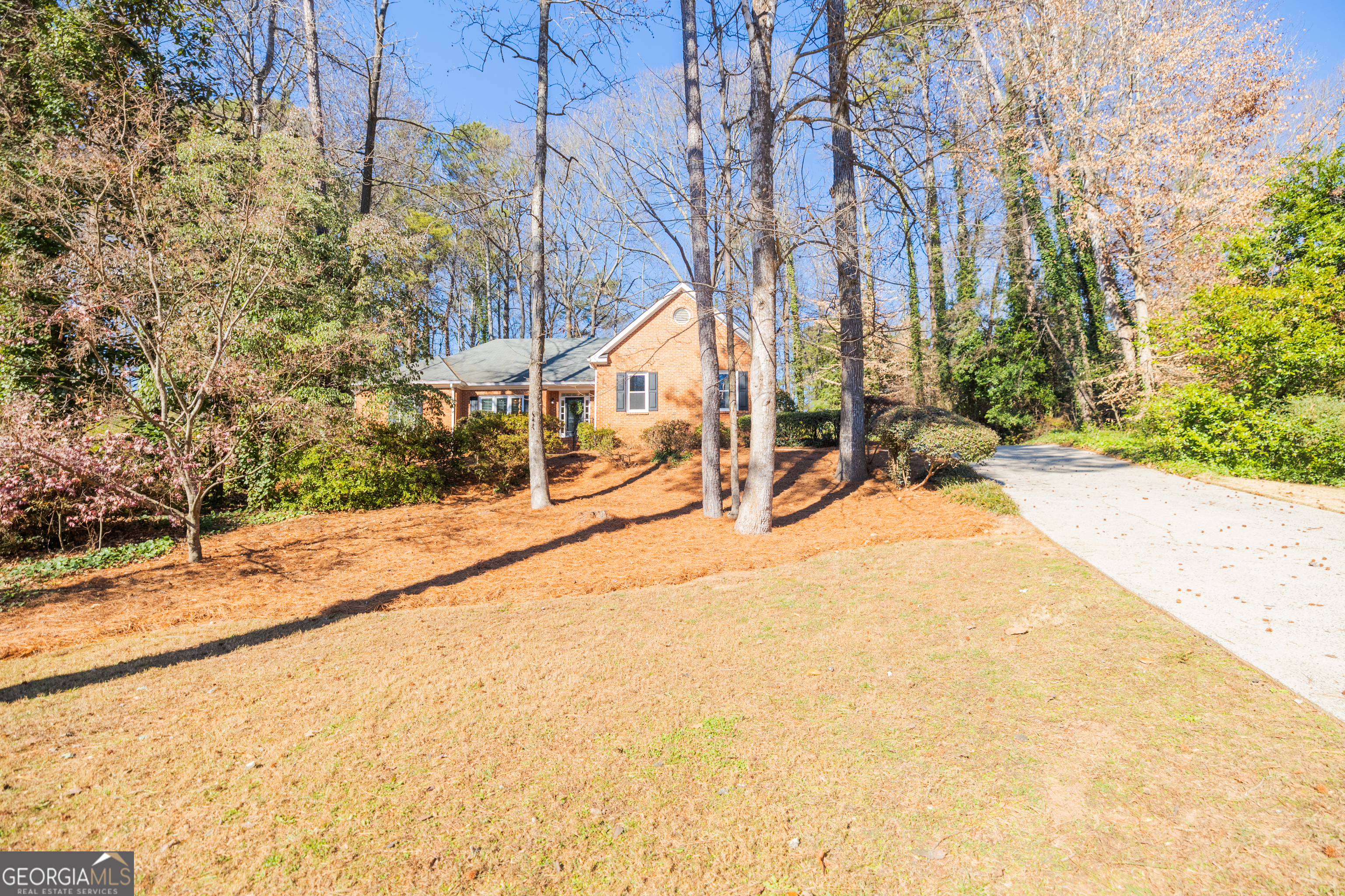 1055 Downing Court NE