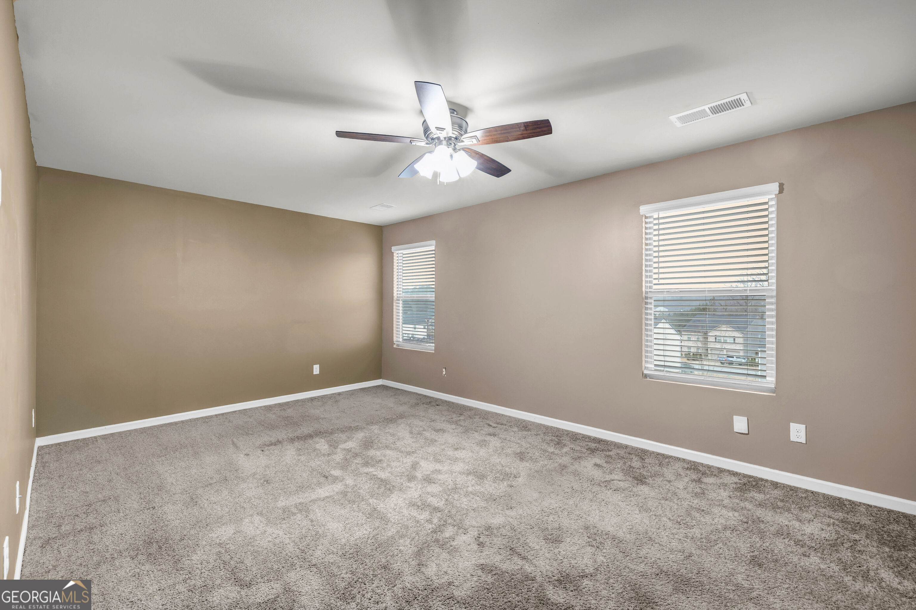 205 Twin Lakes Drive