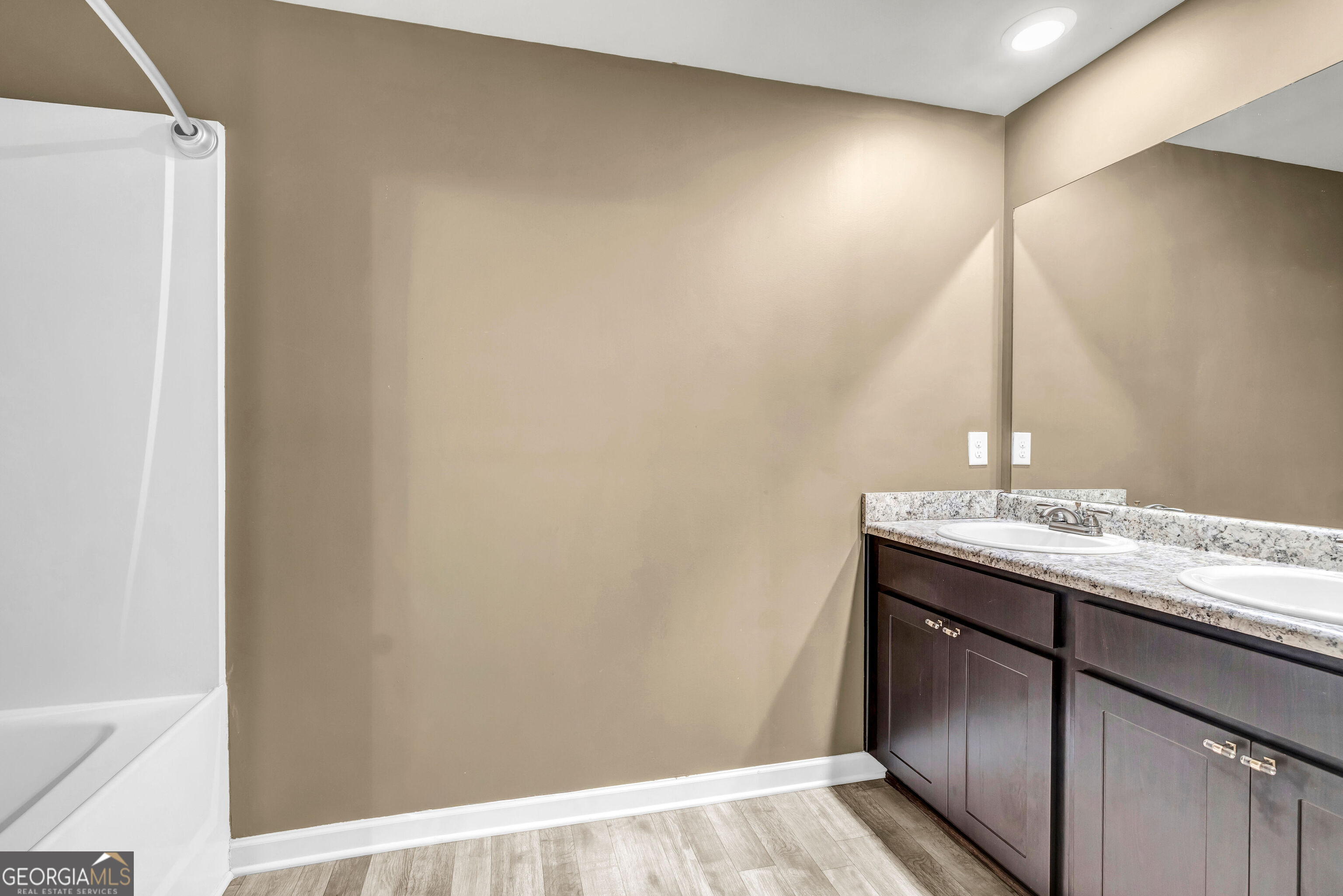 205 Twin Lakes Drive