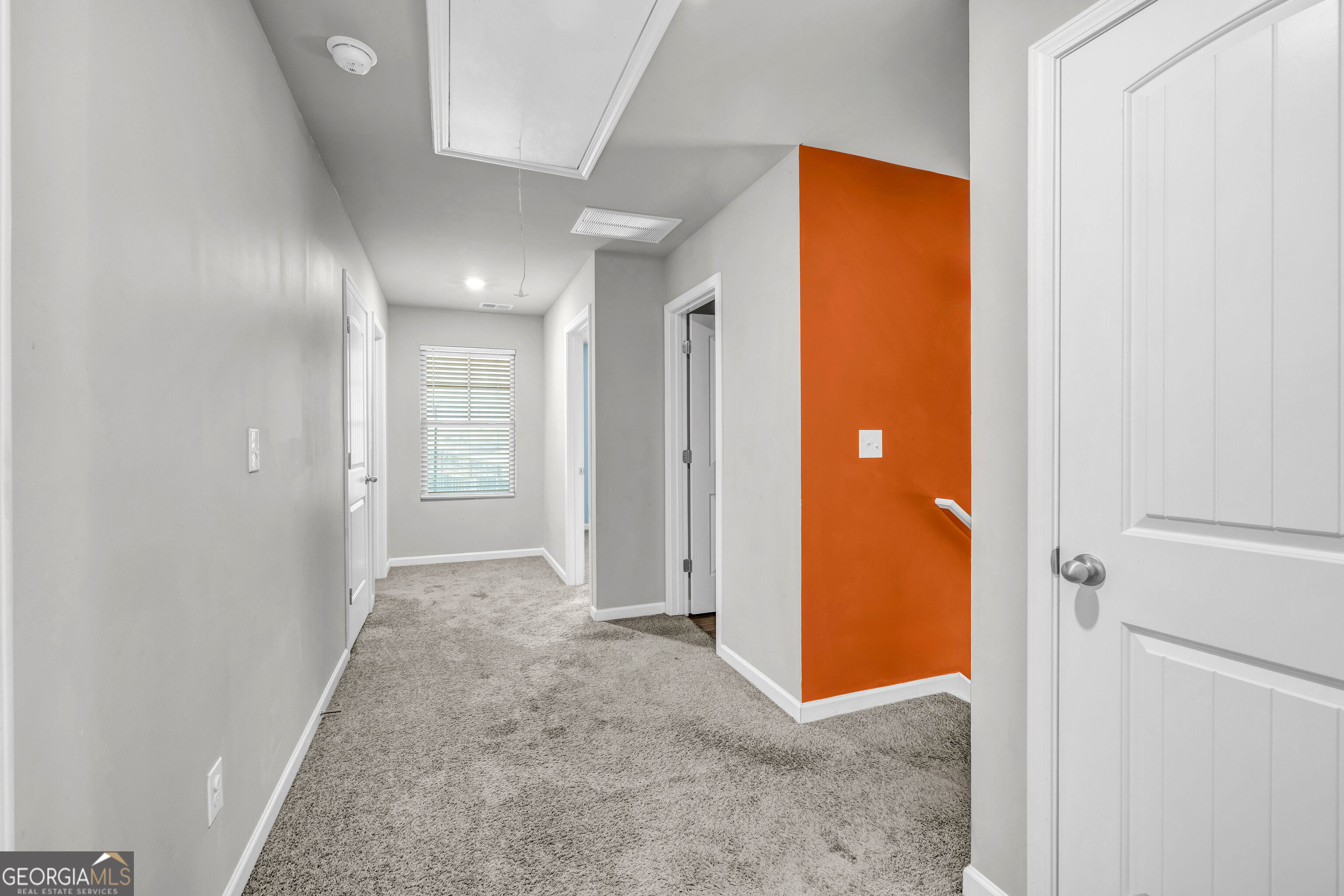 205 Twin Lakes Drive