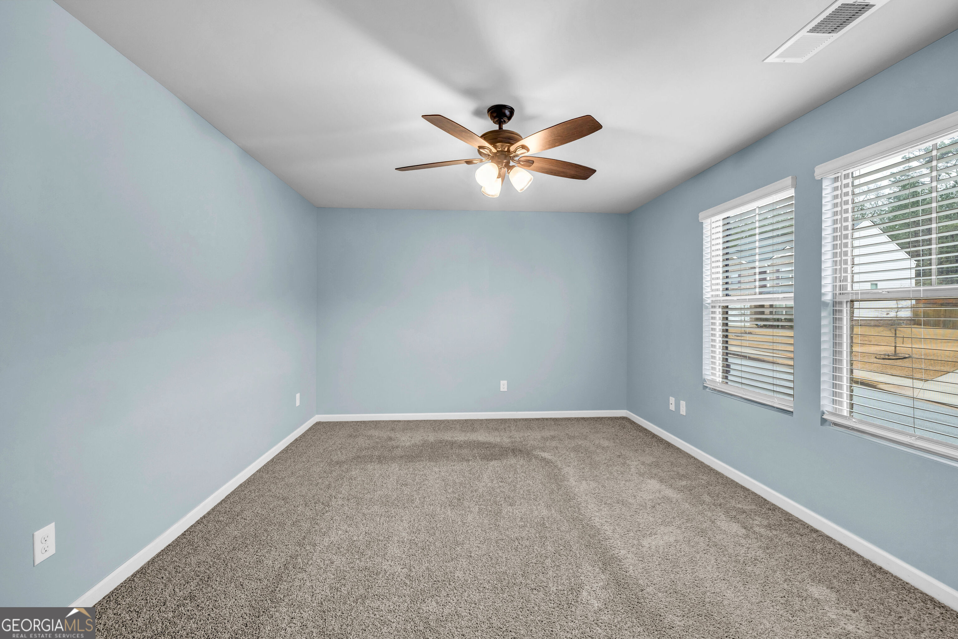 205 Twin Lakes Drive