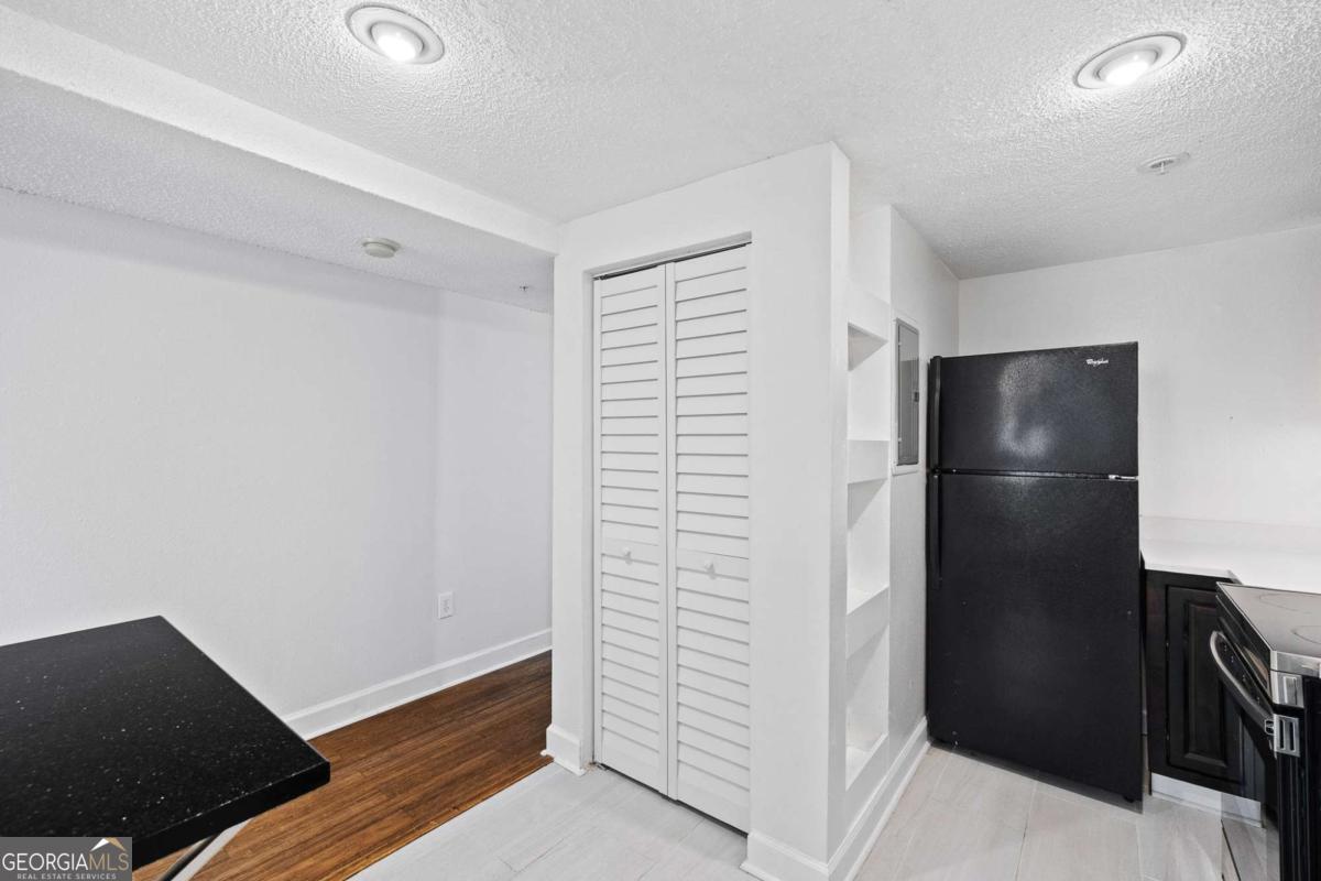 383 Ralph Mcgill Boulevard NE # J