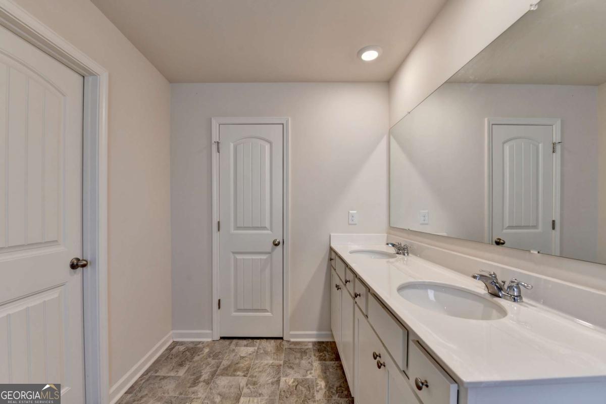 31 Valleywood Court