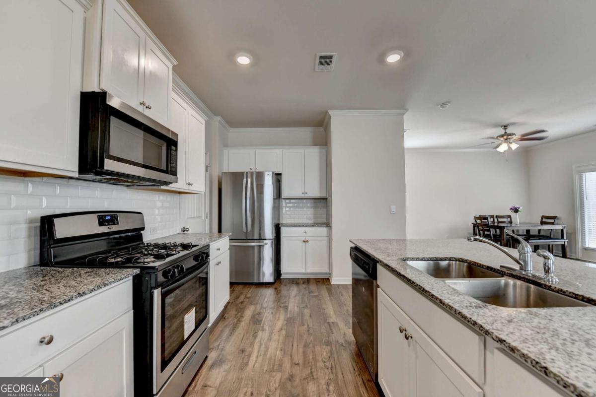 31 Valleywood Court