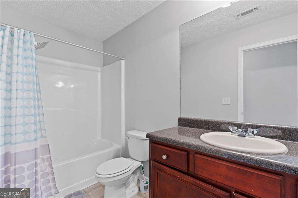 7125 Creeksong Drive