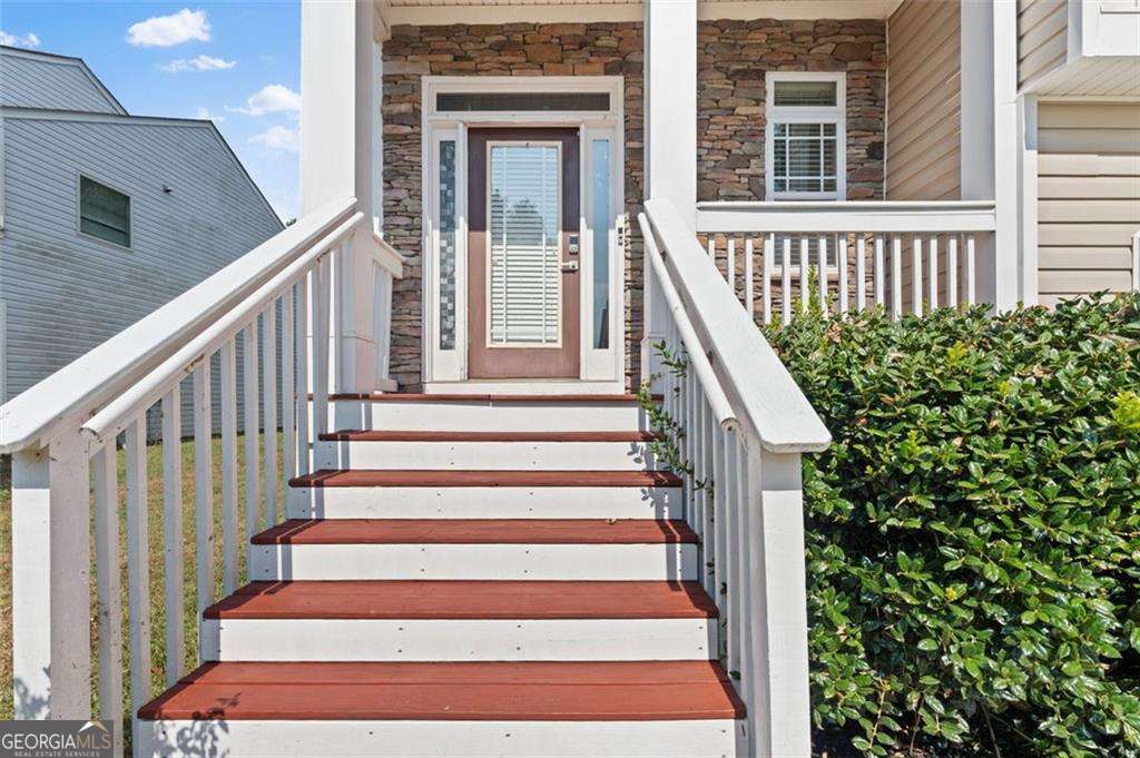 7125 Creeksong Drive