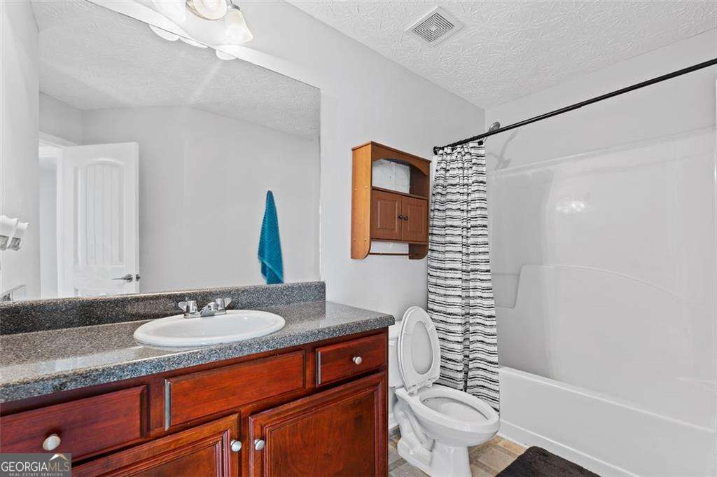 7125 Creeksong Drive