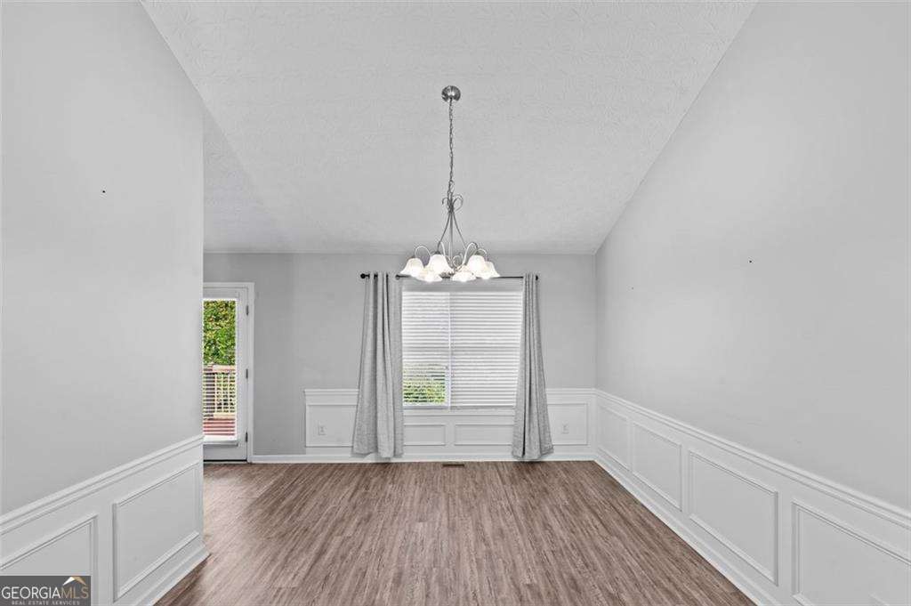 7125 Creeksong Drive