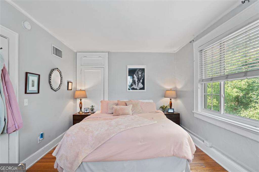 70 Sheridan Drive NE