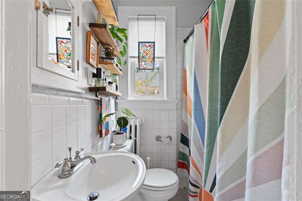 70 Sheridan Drive NE