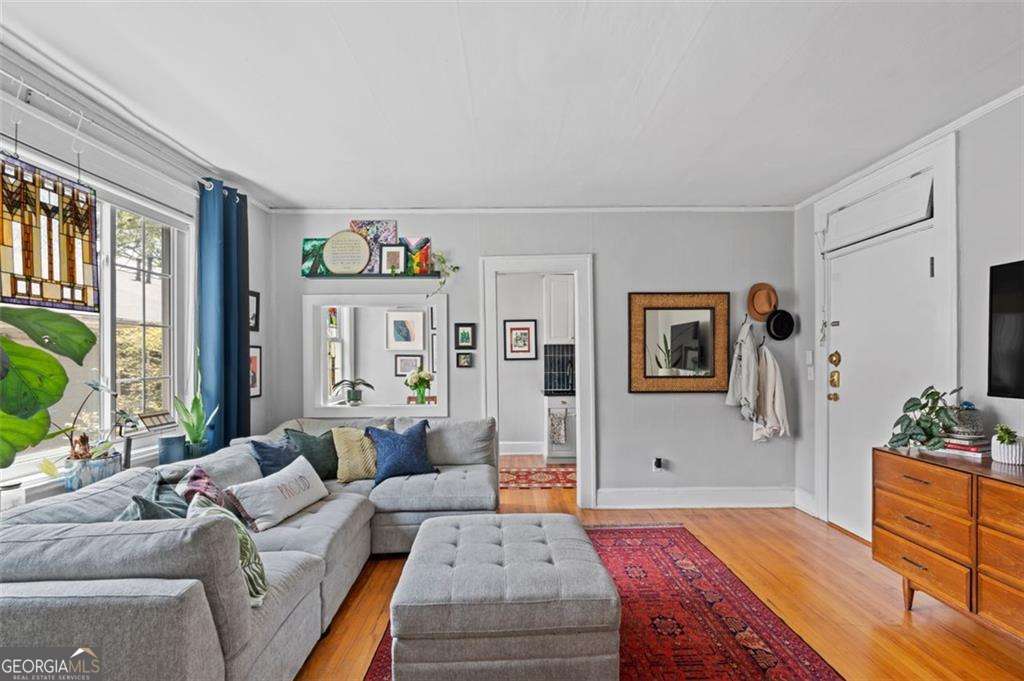 70 Sheridan Drive NE