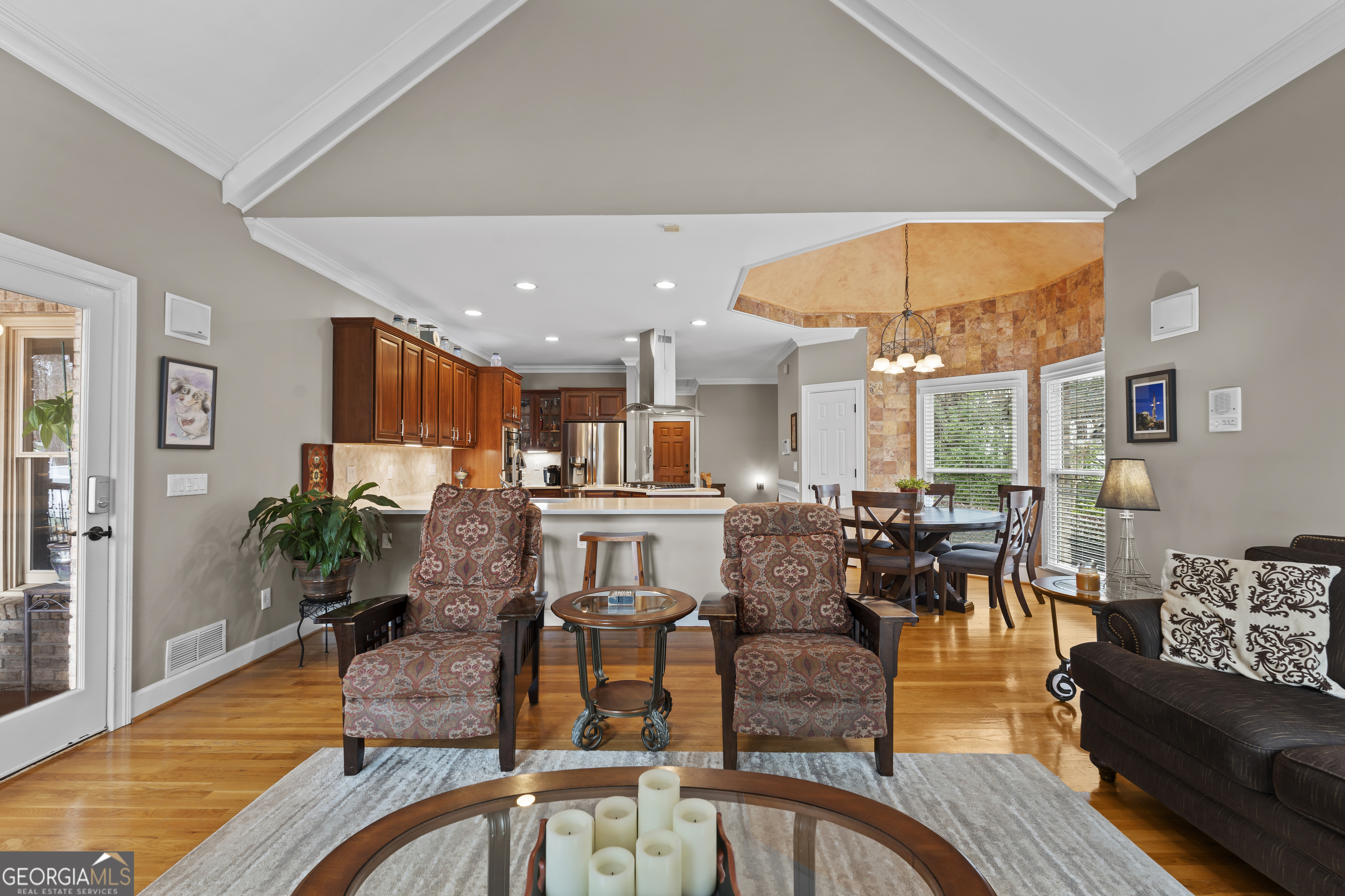 379 Bridgebrook Lane SW