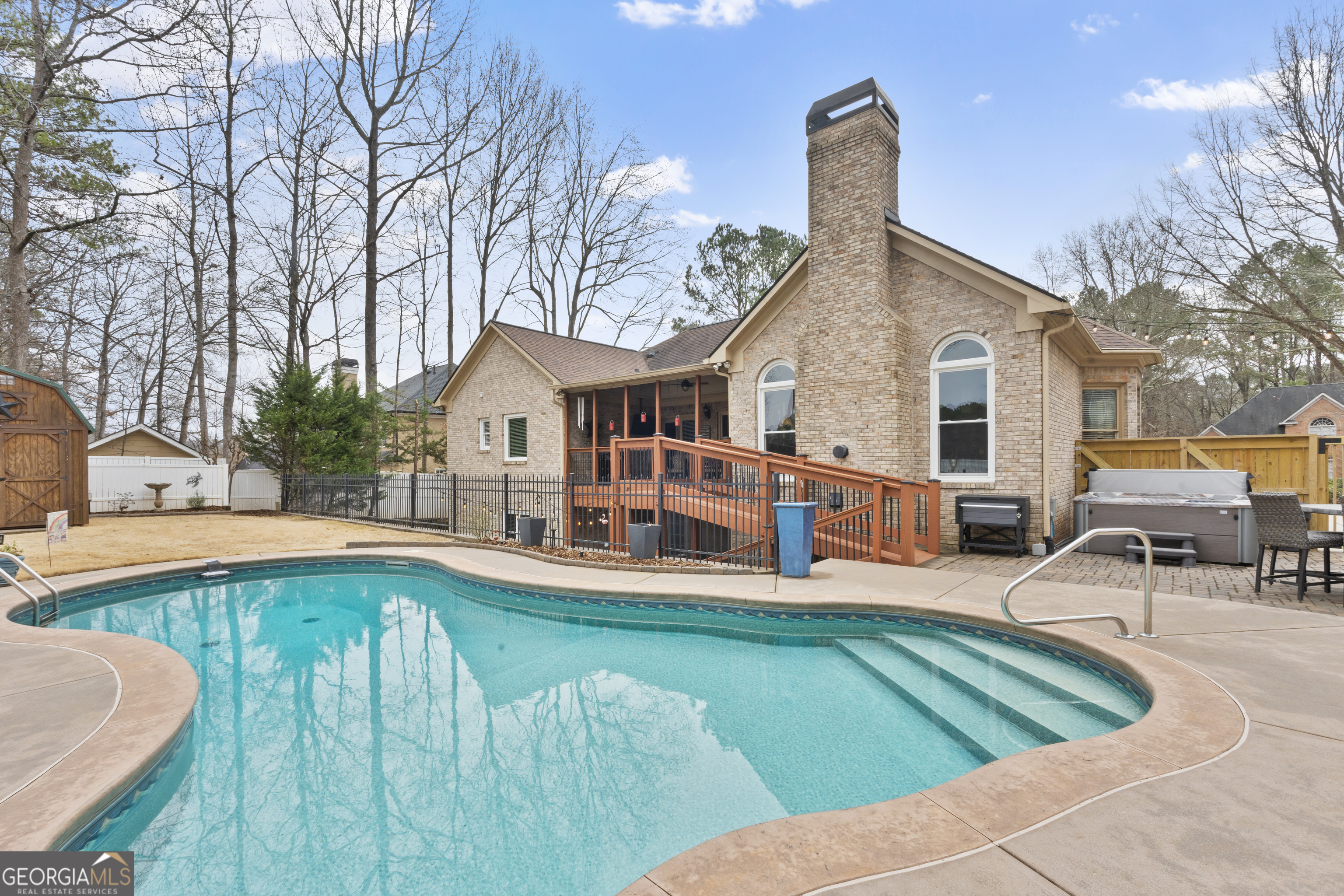 379 Bridgebrook Lane SW