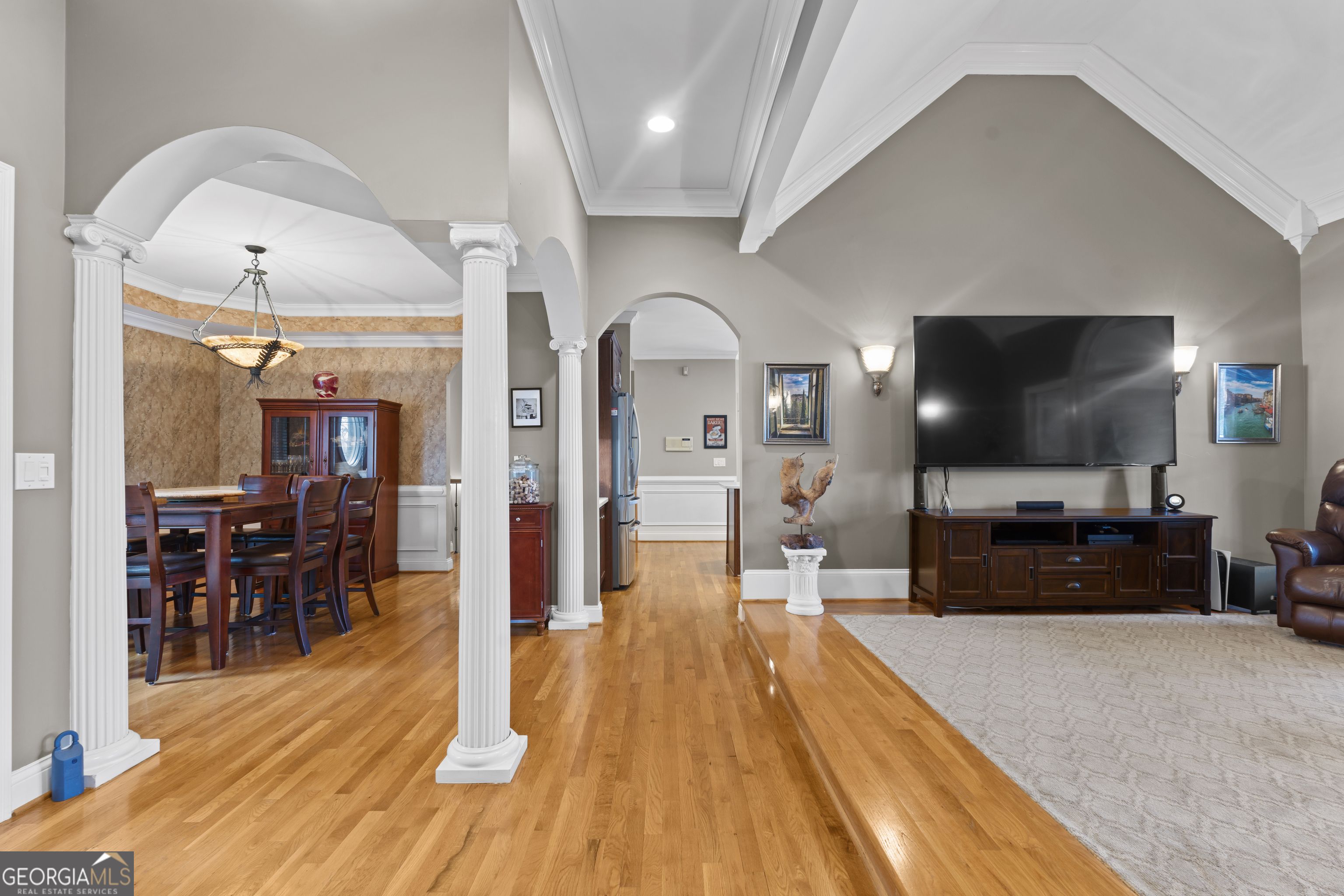 379 Bridgebrook Lane SW