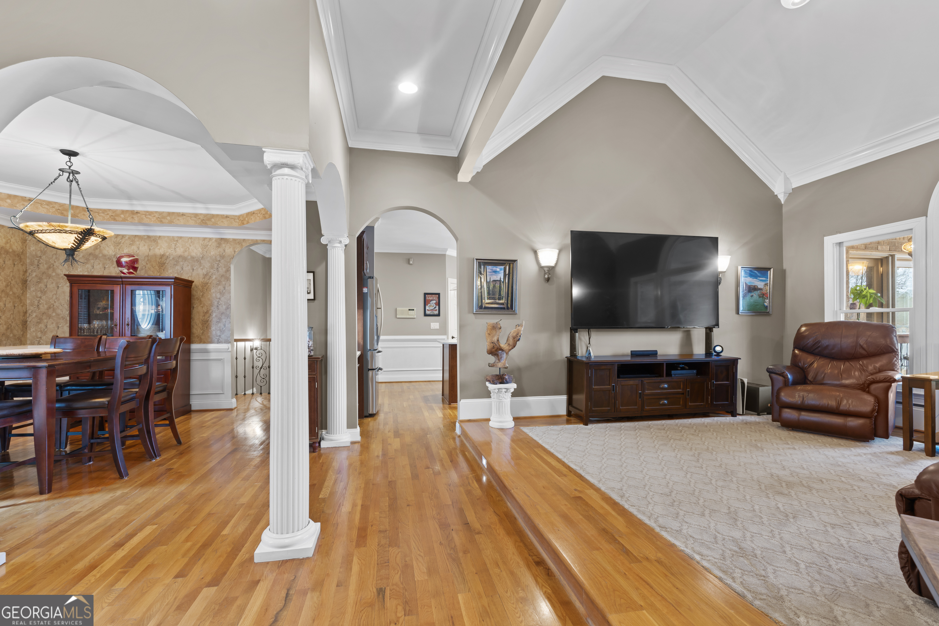 379 Bridgebrook Lane SW