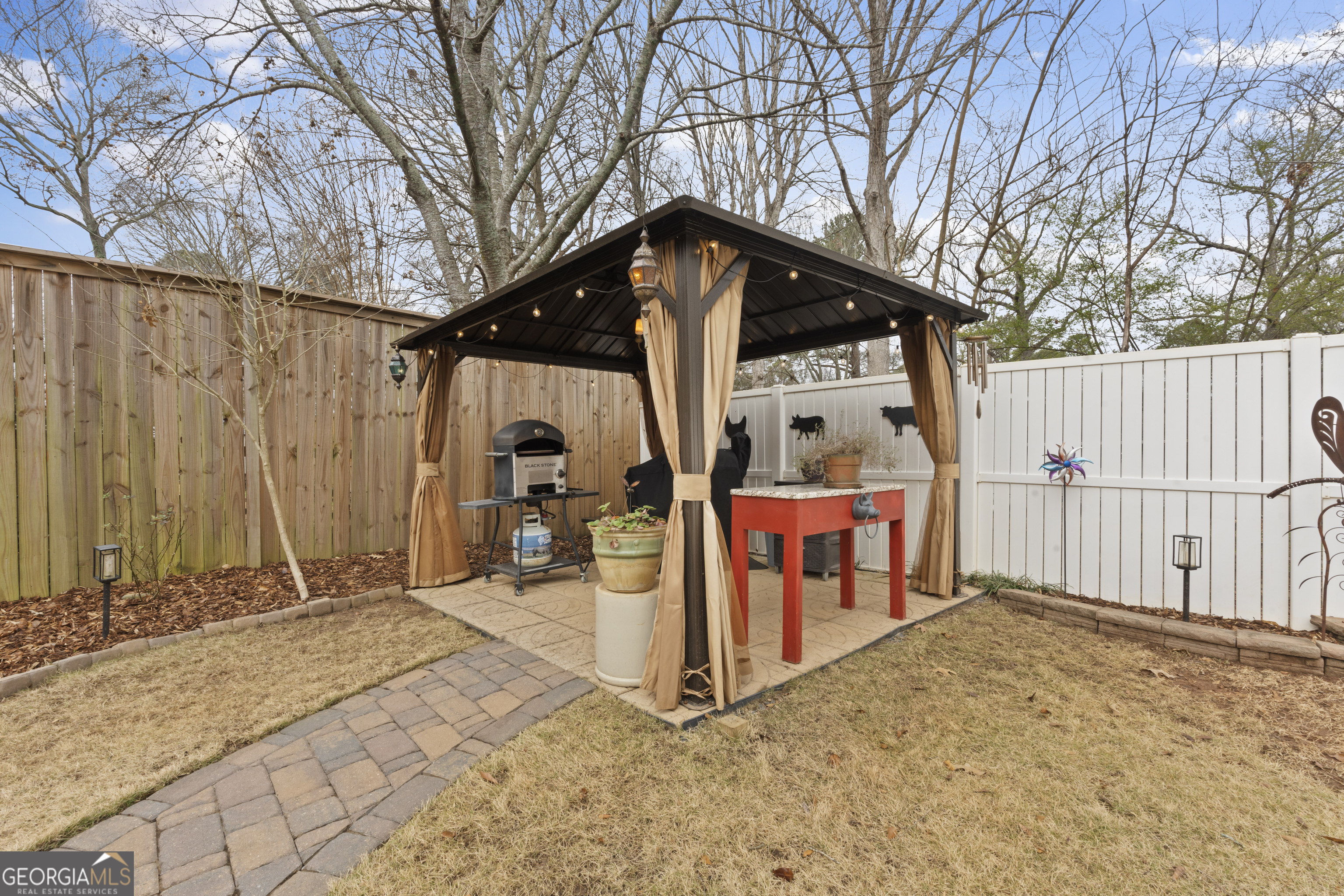 379 Bridgebrook Lane SW