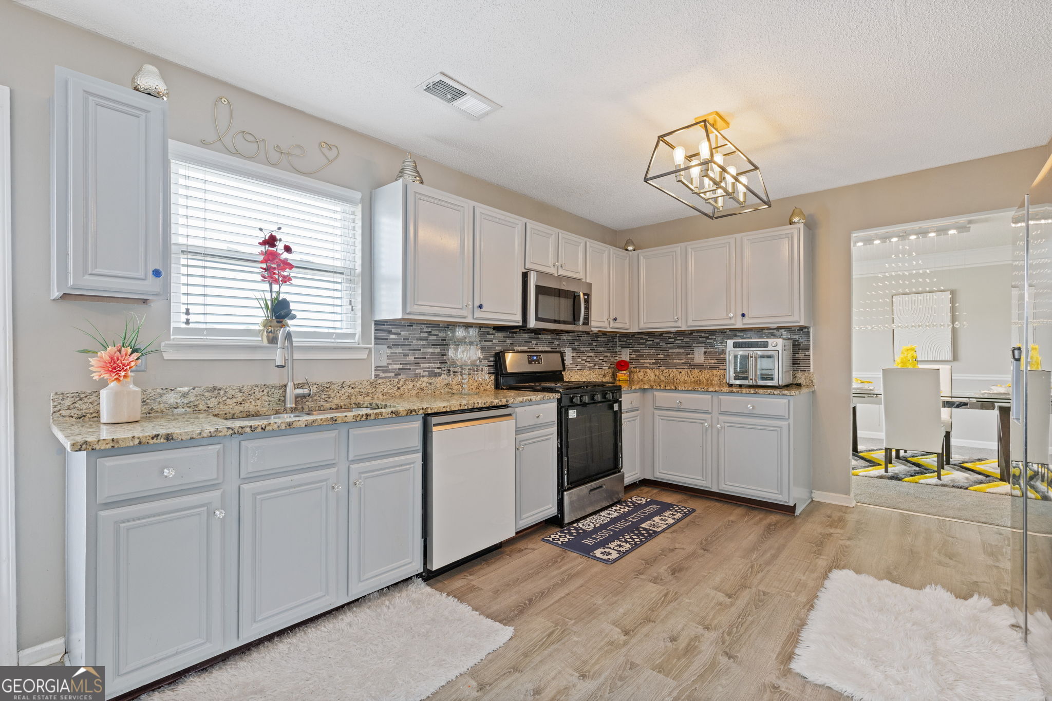 6637 Chason Woods Court