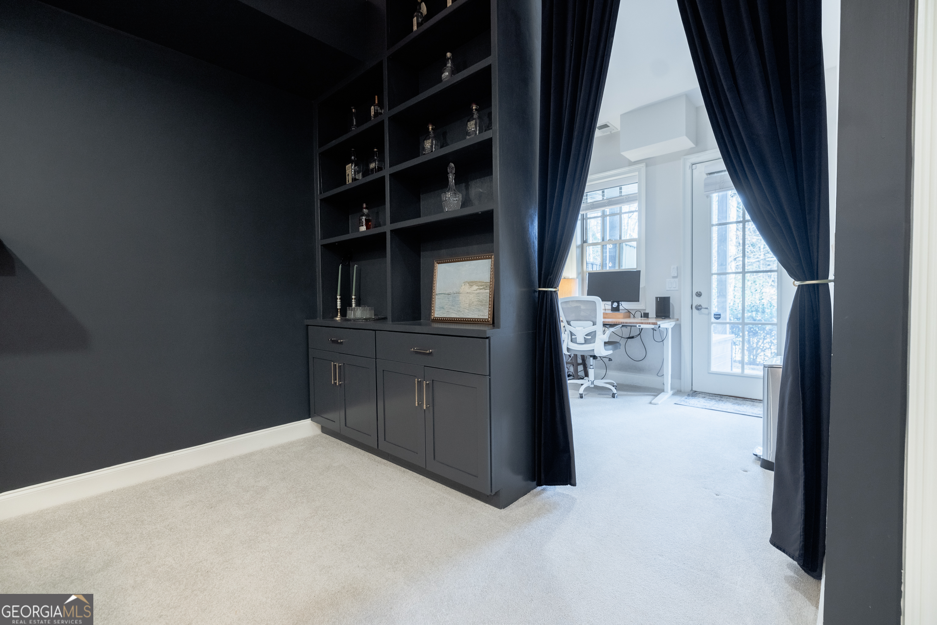 613 Abbington River Lane