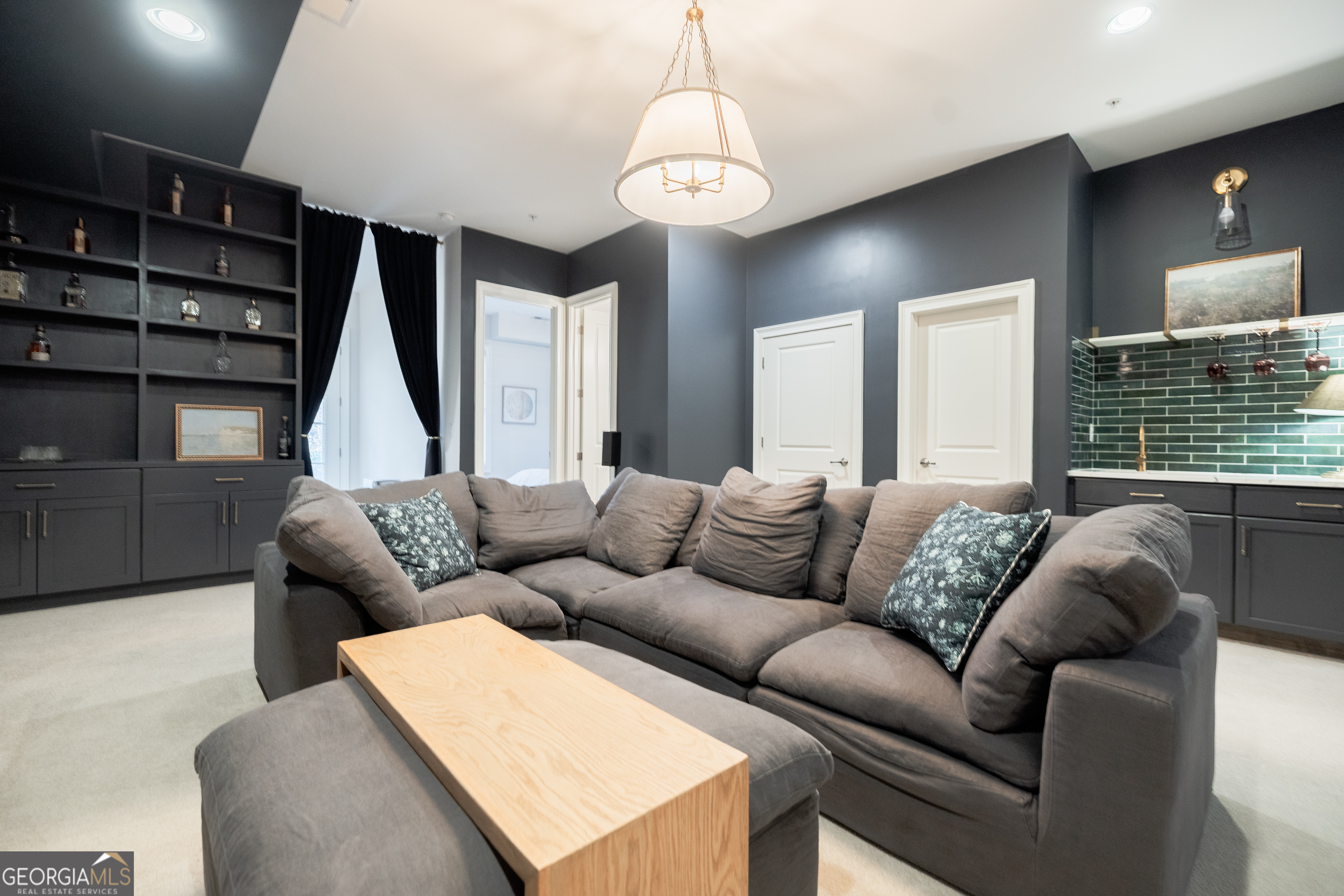 613 Abbington River Lane