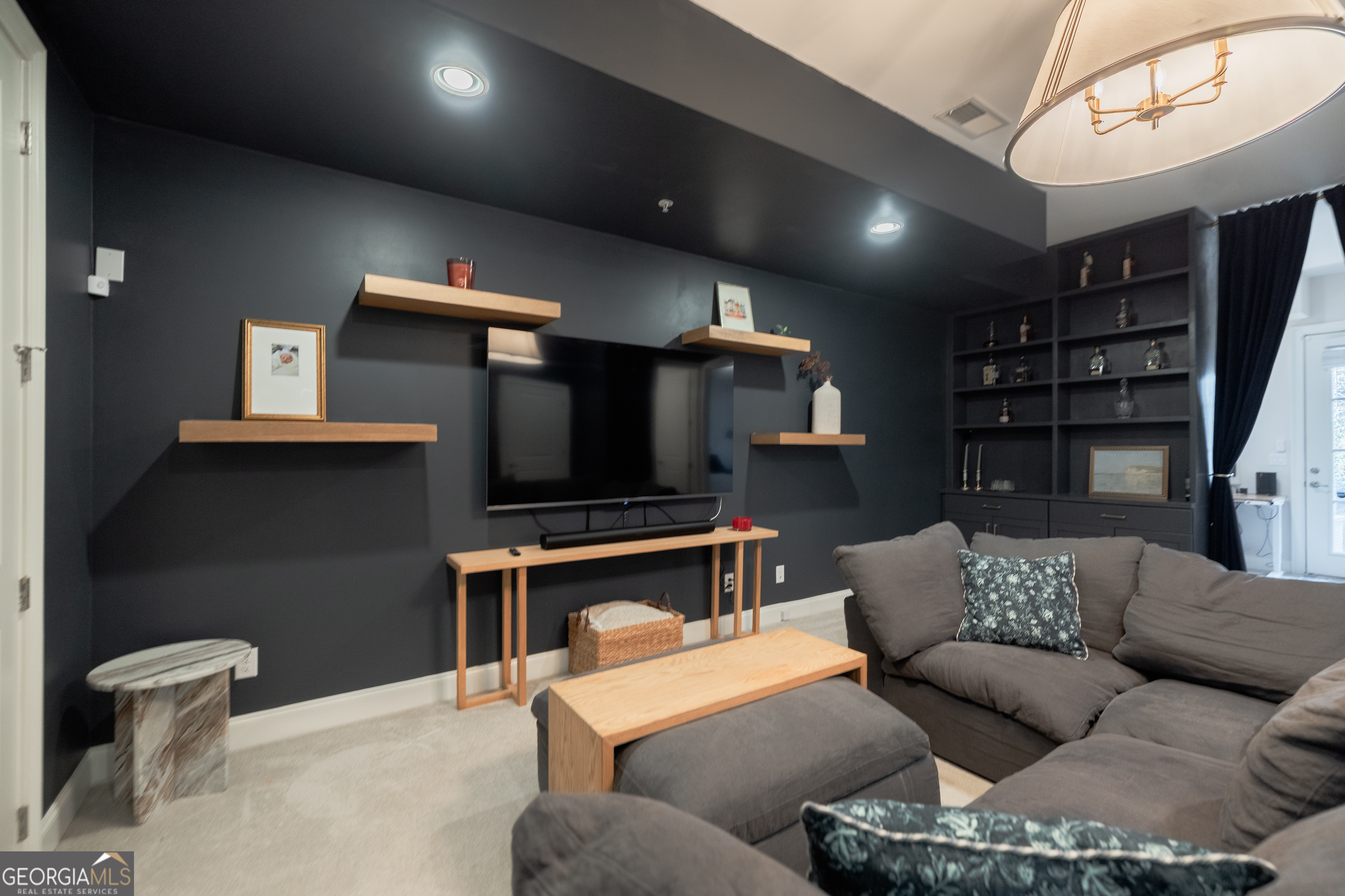 613 Abbington River Lane