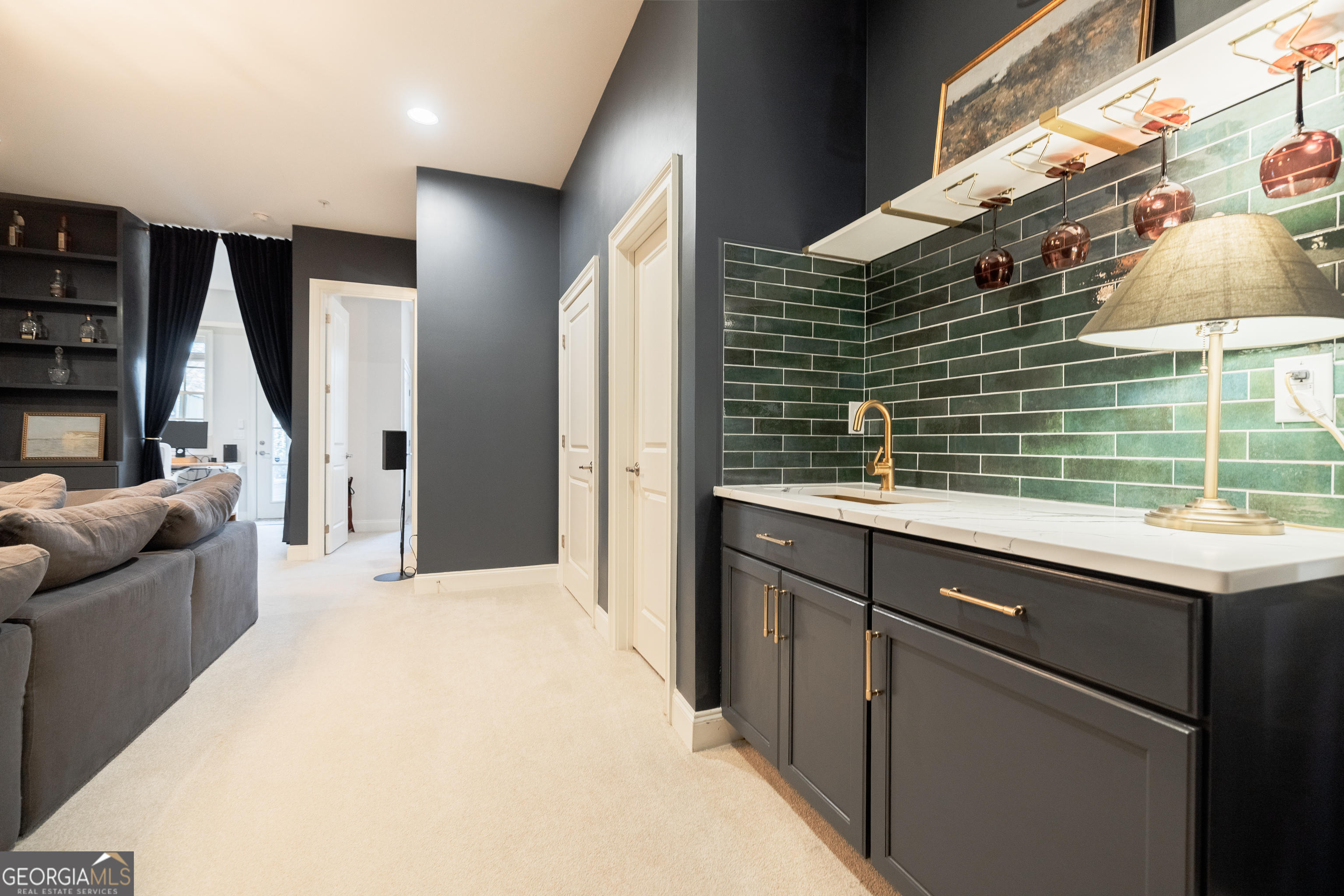 613 Abbington River Lane