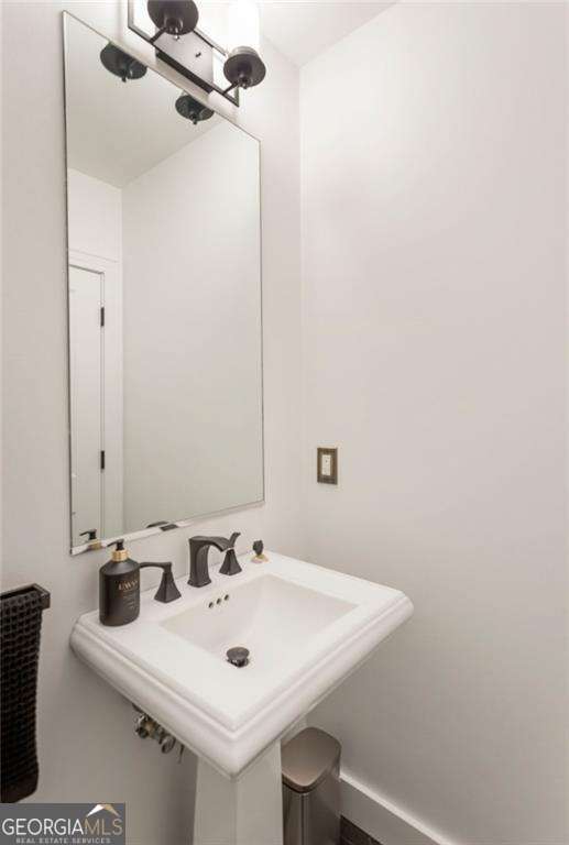 57 Forsyth Street NW # 5F